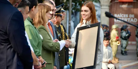 Zaira Salgado Landa acudió al abanderamiento de la delegación mexicana.
