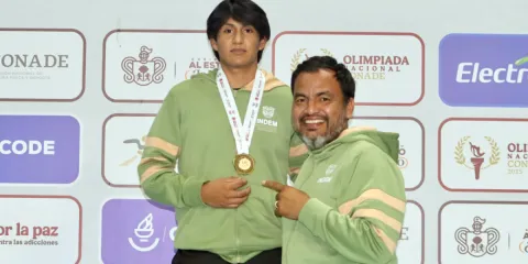 Emiliano Carrera Gutiérrez, ganador de la medalla de plata en “Bucaramanga International Junior Colombia 2025”.
