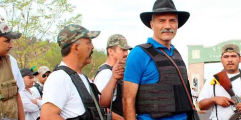Mireles y los autodefensas