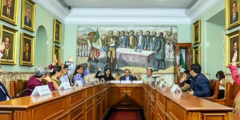 El Ayuntamiento de Cuernavaca vendió bienes muebles chatarra por 400 mil pesos a una empresa de Morelos, informó Paula Trade Hidalgo, con el fin de liberar espacio del nuevo corralón municipal.
