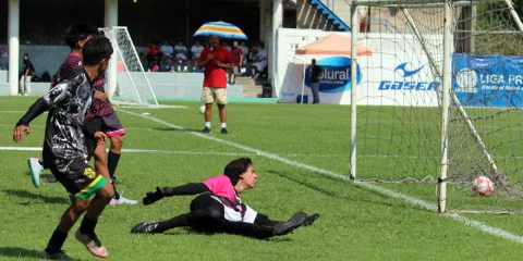 Jugadores participaron en la eliminatoria para definir a los representantes de Morelos. 