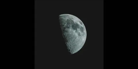 Hoy Superluna y Saturno: Una noche mágica para los amantes del cielo