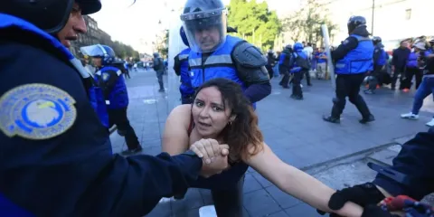 PAN: Adrián Martínez Terrazas afirma que la marcha de la Generación Z debilita al gobierno federal y evidencia fallas en seguridad y justicia.