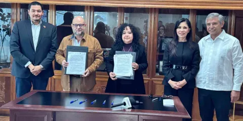 Firma DIF Cuernavaca acuerdo para incorporar a jubilados al ICTSGEM