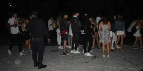 Clausuran fiestas clandestinas en Tepoztlán