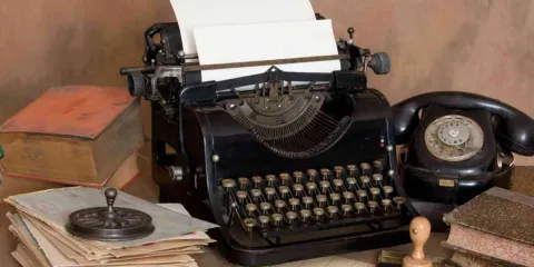 El lenguaje es narrativo, la verdad una historia