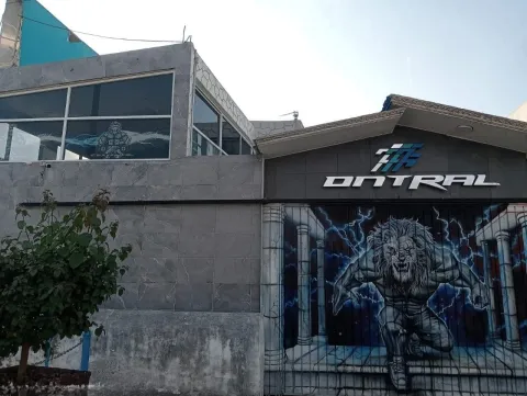 Ataque armado deja más de 25 impactos en gimnasio de Yecapixtla
