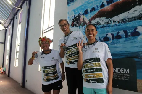 Participantes de diferentes categorías fueron premiados tras su actividad.