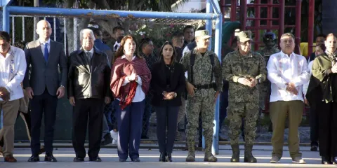 Cuautla reduce 50% los homicidios gracias a acciones coordinadas y arcos de videovigilancia, informó la gobernadora Margarita González Saravia.