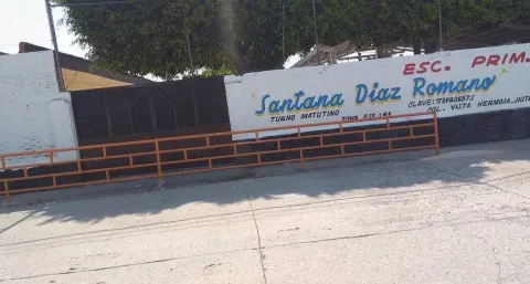 Escuela primaria “Santana Díaz Romero” en Jiutepec 