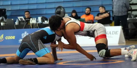 Luchas asociadas de Morelos realizarán su primer campamento de invierno en CAEZA rumbo a la Olimpiada Nacional Conade 2026, informó el Indem.