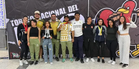 La UAEM destaca en el Campeonato Nacional “Del Pavo” al obtener múltiples medallas en halterofilia y reafirmar su liderazgo deportivo a nivel nacional.
