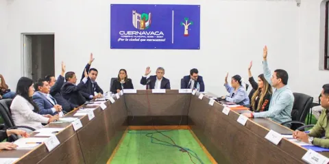 Ayuntamiento de Cuernavaca adjudica servicio de recolección de basura para 2026-2027