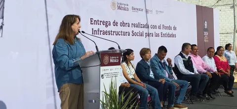 Margarita González Saravia inauguró una red de agua potable en Atlatlahucan que beneficiará a 540 habitantes de la comunidad de Las Minas.