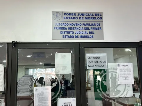 El magistrado presidente del TSJ Morelos, Juan Emilio Elizalde, afirmó que los aguinaldos fueron depositados y que el retraso se debió a cuestiones bancarias.