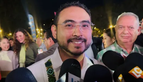 El alcalde de Tepoztlán, Perseo Quiroz Rendón, presentó una denuncia ante la Fiscalía Anticorrupción por un presunto desvío de 139 millones de pesos en la pasada administración municipal.