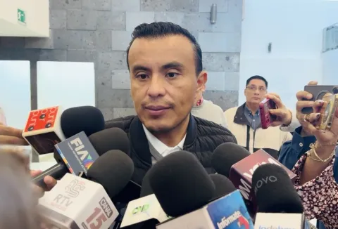 El Congreso de Morelos analizará un artículo transitorio en la reforma a la Ley del Servicio Civil para proteger los derechos de jubilación de los trabajadores.