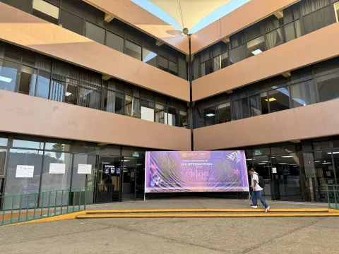 Al menos 14 docentes han solicitado cambio de escuela tras recibir amenazas y extorsiones en Morelos, reveló la diputada Ruth Rodríguez López.