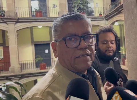 El Gobierno de Morelos apoyará a los ayuntamientos de Xoxocotla y Huitzilac con adelanto de participaciones federales para el pago de aguinaldos a trabajadores municipales.