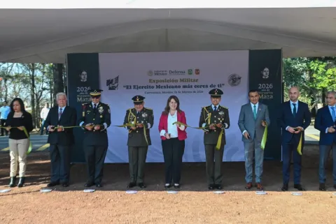 La gobernadora Margarita González Saravia inauguró la exposición “Ejército Mexicano Más Cerca de Ti” en Cuernavaca y destacó la labor de las fuerzas armadas.