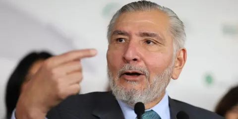 Adán Augusto deja la coordinación de Morena