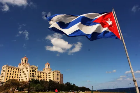 Cuba resiste con dignidad y merece nuestra solidaridad