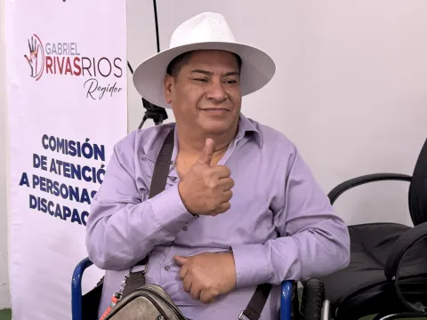 Asociaciones de taxistas de Morelos sostuvieron su segunda mesa de diálogo con el Poder Ejecutivo para revisar su pliego petitorio y programas como Viaja Seguro.