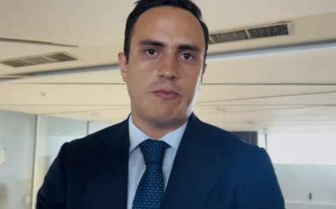 El diputado del PAN, Daniel Martínez Terrazas, calificó como una burla la decisión judicial de no vincular a proceso al exdirector de FILATEQ en Morelos.