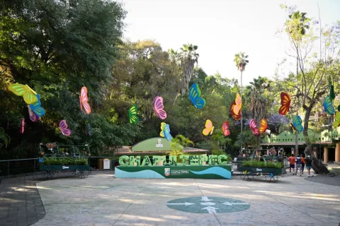 La gobernadora de Morelos inauguró el Festival de la Primavera en Cuernavaca, con actividades culturales y ambientales en la Barranca Chapultepec.