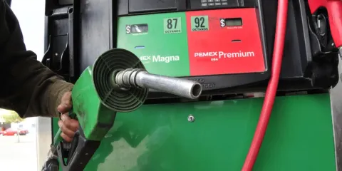 •	Sube la gasolina y sube todo