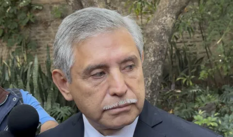  El alcalde de Cuernavaca solicitó integrar a municipios en mesas de trabajo para el Instituto de Pensiones ante alta carga financiera.