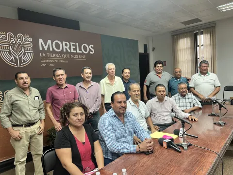  Autoridades estatales avanzan en negociaciones con transportistas de Morelos sobre posible incremento al pasaje; destacan acuerdos y tregua.