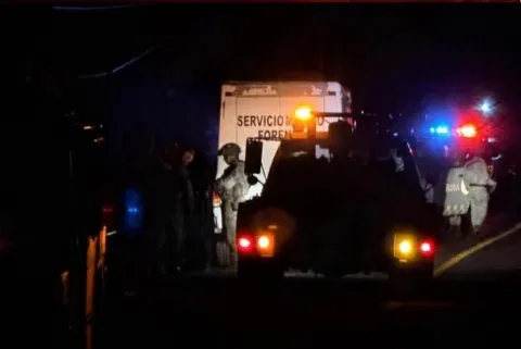 Dos hombres fueron hallados sin vida dentro de una camioneta con impactos de bala en Jojutla.