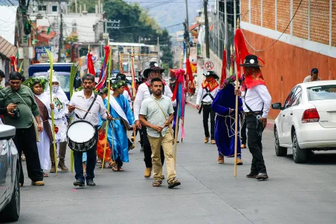 Sayones llenan de fe y tradición Tetela del Volcán en Jueves Santo, una de las celebraciones más emblemáticas de Morelos.