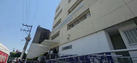 Un juez dictó prisión preventiva contra el alcalde de Tlalnepantla por presuntos delitos sexuales contra un menor; seguirá el proceso en Cuautla.