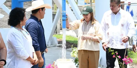 Gobernadora entrega infraestructura hidráulica en Axochiapan para mejorar suministro de agua