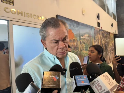 Congreso de Morelos descarta llamar a comparecer al fiscal anticorrupción ante falta de pruebas en acusaciones de presuntos “moches”.