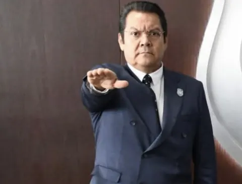 Denuncian por presunta extorsión a fiscal anticorrupción de Morelos; el funcionario rechaza acusaciones y asegura que son infundadas.