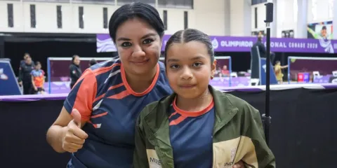 Mía Alessandra Ramírez suma experiencia en bádminton en la Olimpiada Nacional Conade 2026