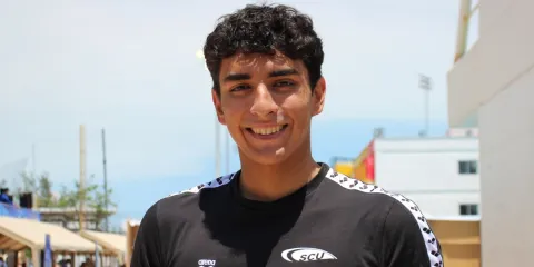 Raúl Moreno busca clasificación nacional en natación rumbo a competencias internacionales