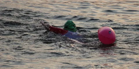 Triatlón Teques 2026 reúne a más de dos mil participantes en Morelos