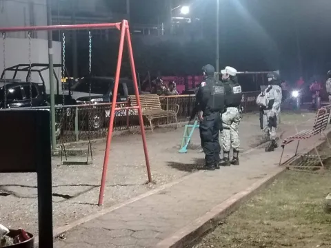 Hombre de aproximadamente 90 años fue encontrado sin vida con impactos de arma de fuego en Oacalco, Yautepec; Fiscalía investiga.