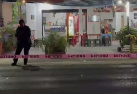 Un ataque armado en una michelería sobre la carretera Xoxocotla-Alpuyeca dejó tres personas lesionadas, entre ellas un menor de ocho años.