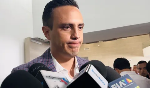  Daniel Martínez Terrazas advierte déficit de policías en Morelos y propone mejorar salarios y prestaciones para fortalecer la seguridad.