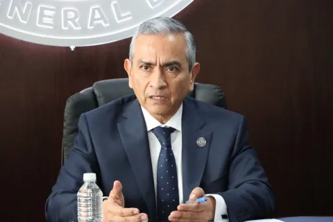Fiscalía de Morelos confirma que alcalde de Tlalnepantla fue vinculado a proceso; permanecerá en prisión preventiva por delitos sexuales.