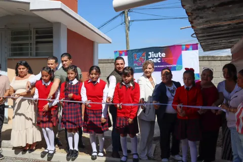 Jiutepec entrega un biodigestor en la primaria Alfonso Ruiz Rodríguez para mejorar el tratamiento de aguas residuales y las condiciones sanitarias del plantel.