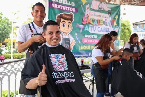 el Ayuntamiento de Jiutepec refrenda su compromiso de impulsar la educación en el municipio y acercar programas que generan un ahorro real y benefician directamente a quienes más lo necesitan.
