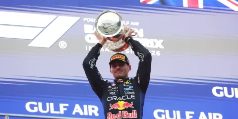 Max Verstappen conquista el GP de Bahréin en Malasia y logra su primera victoria de 2026
