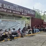 •	Paro en media superior: cuando la burocracia abandona las aulas