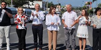 Inaugura alcalde de Cuautla y Margarita González Saravia, ampliación a 8 carriles de carretera federal México-Oaxaca